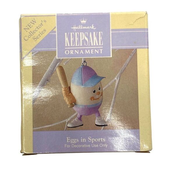 Eggs in Sports 1992 Hallmark Ornament - Picture 2 of 7